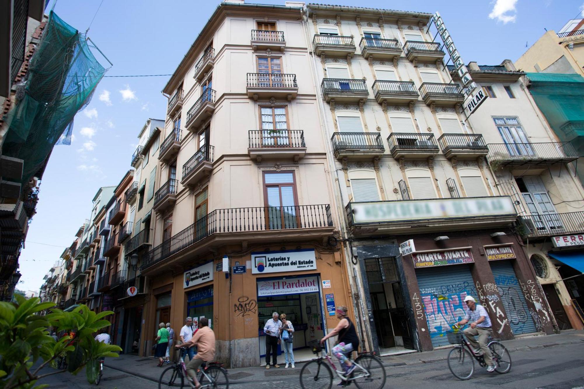 Tossal Valência Exterior foto